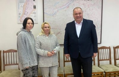 Квартиру в рамках госпрограммы получила многодетная семья из Мошковского района