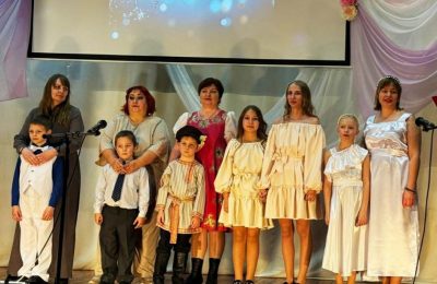 В сельском Доме культуры «Емельяновский» прошел фестиваль семейного творчества «Под крылом ангела»