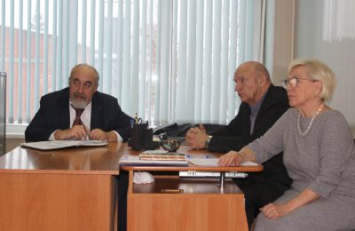 С рабочим визитом в Мошковском районе побывал депутат Заксобрания региона Александр Шпикельман