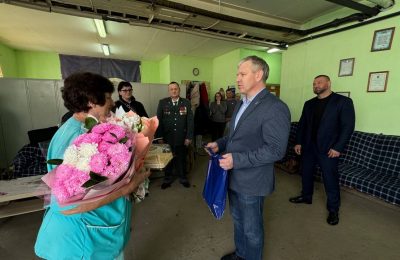 Медаль «За отвагу» вручили маме бойца СВО из Мошковского района