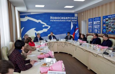 Секретарь Генерального совета «Единой России», первый вице-спикер Совета Федерации Владимир Якушев с рабочим визитом посетил Новосибирск,
