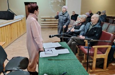 Выездные встречи с главным врачом Мошковской ЦРБ проходят в районе