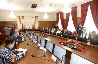 Комитет Заксобрания региона по аграрной политике, природным ресурсам и земельным отношениям обсудил ход выделения земельных участков для льготных категорий граждан
