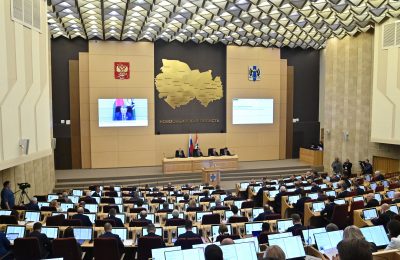 Депутаты Законодательного Собрания области сразу в двух чтениях единогласно поддержали представленные Правительством региона изменения в областной бюджет