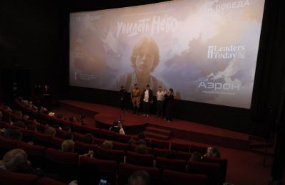 В Новосибирске состоялась премьера короткометражного игрового фильма «Увидеть небо», посвященного легендарному летчику, трижды Герою Советского Союза Александру Покрышкину