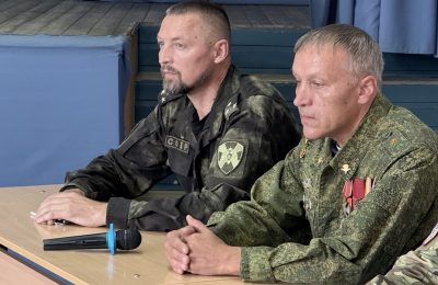 Урок мужества для кадетов провел участник проекта «Герои НовоСибири» в День солидарности в борьбе с терроризмом