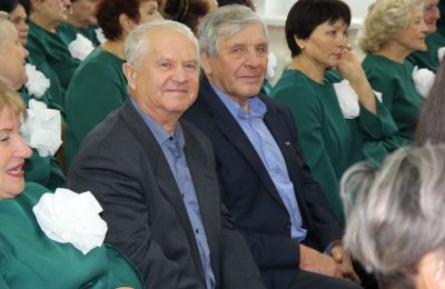 В Доме культуры «Западный» состоялся X районный фестиваль творческих инициатив людей старшего поколения «Нам рано жить воспоминаниями»
