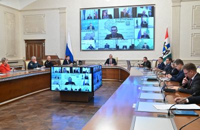 Губернатор поручил дорожникам и главам муниципалитетов перейти в усиленный режим содержания дорог в период снегопада