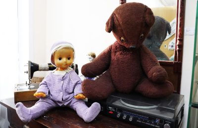 Жителей Мошковского района приглашают к участию в выставке «История детства в игрушках»