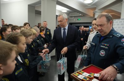 Юным кадетам школы Мошковской школы №1 вручили первые погоны