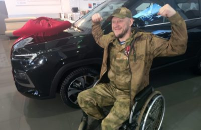 В Новосибирской области ветеранам специальной военной операции вручены ключи от автомобилей