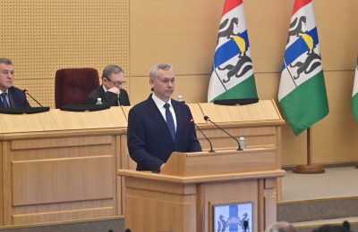 Единогласно: Депутаты Заксобрания утвердили отчёт Губернатора Андрея Травникова о результатах деятельности Правительства Новосибирской области за 2025 год