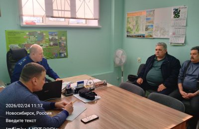 Вопросы ЖКХ: прокурор Мошковского района провёл приём граждан в Светлом
